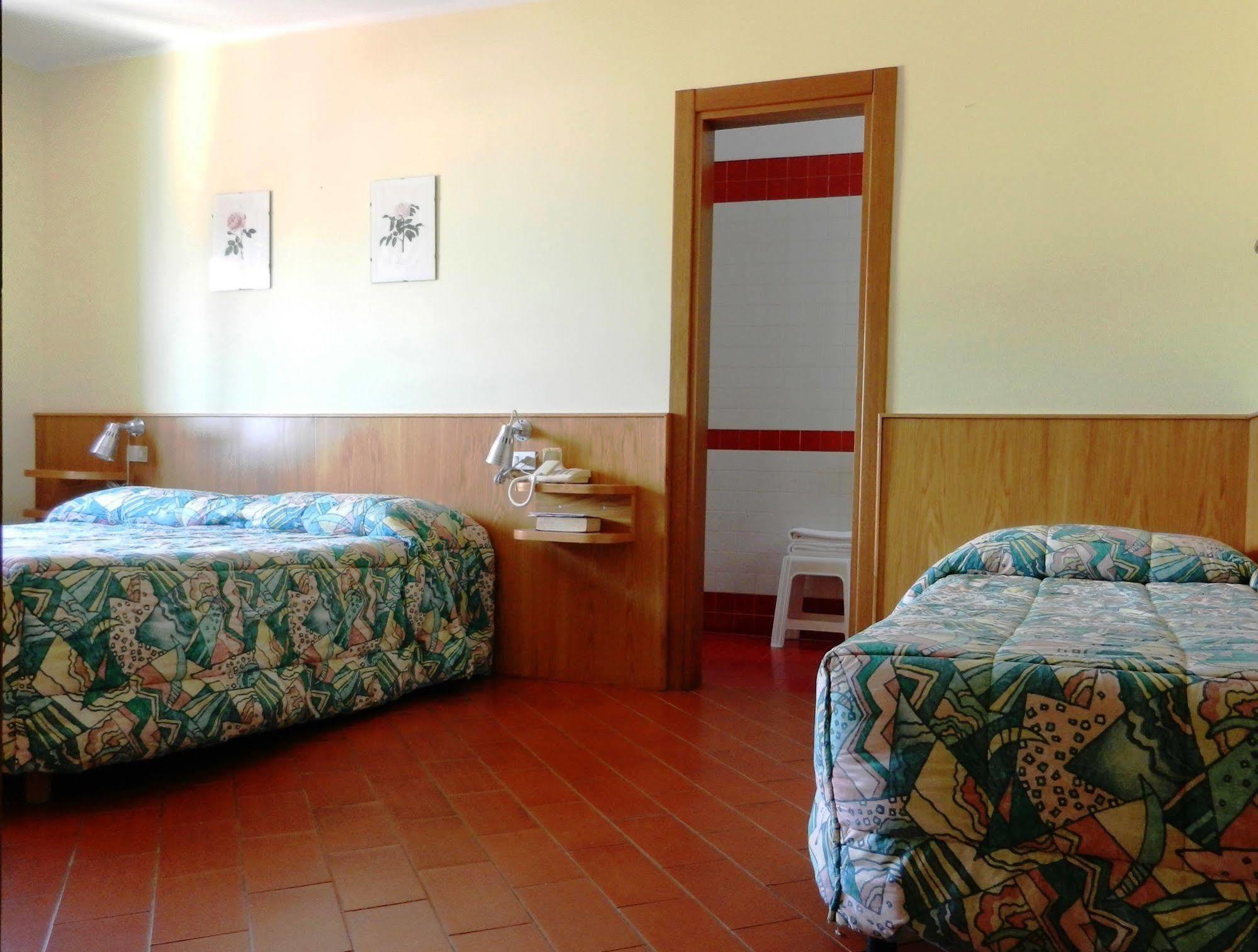 Albergo Milano Bossico Екстер'єр фото